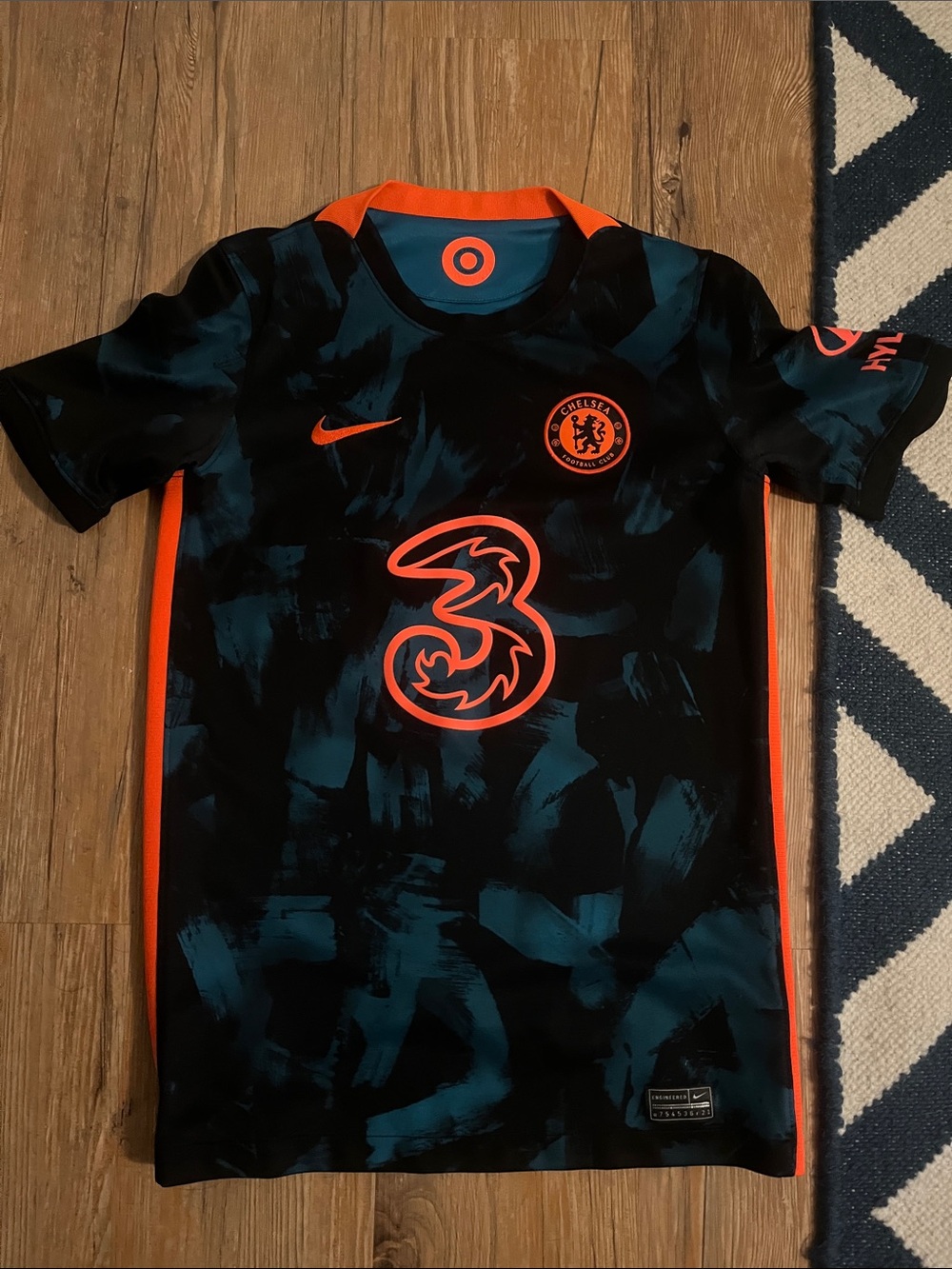 Nike Kids large Chelsea third kit